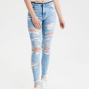 Distressed super hi rise jegging